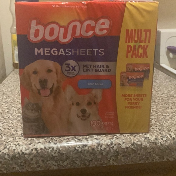 Bounce Pet Hair and Lint Guard Mega Dryer Sheets Pet Fresh Scent, 130 Count - Picture 1 of 3